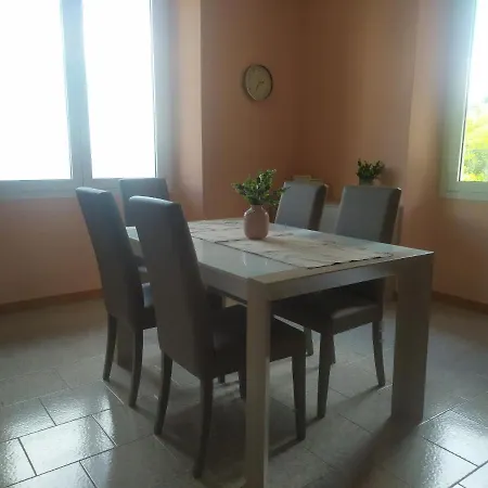 Casa Angelica 플레시오